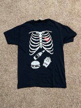 X-ray Skeleton/Heart (loving) Beer, Burger & Fries Graphic Black T-shirt - S
